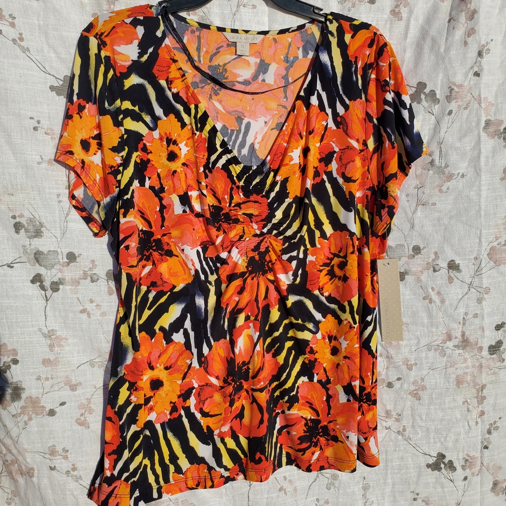 XL Laura Ashley Orange Black Cream Floral Zebra-Print Short Sleeve Top